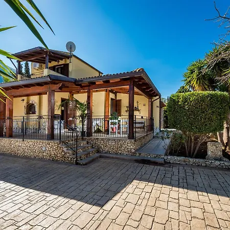 펜션 Delux With Private Pool *