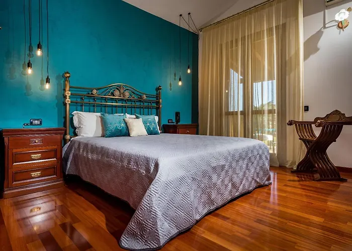 Delux With Private Pool 度假居 *